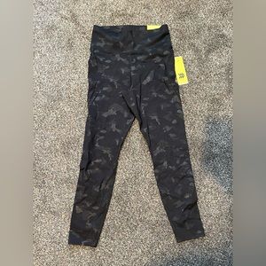 All in Motion Camo black/gray leggings NWT